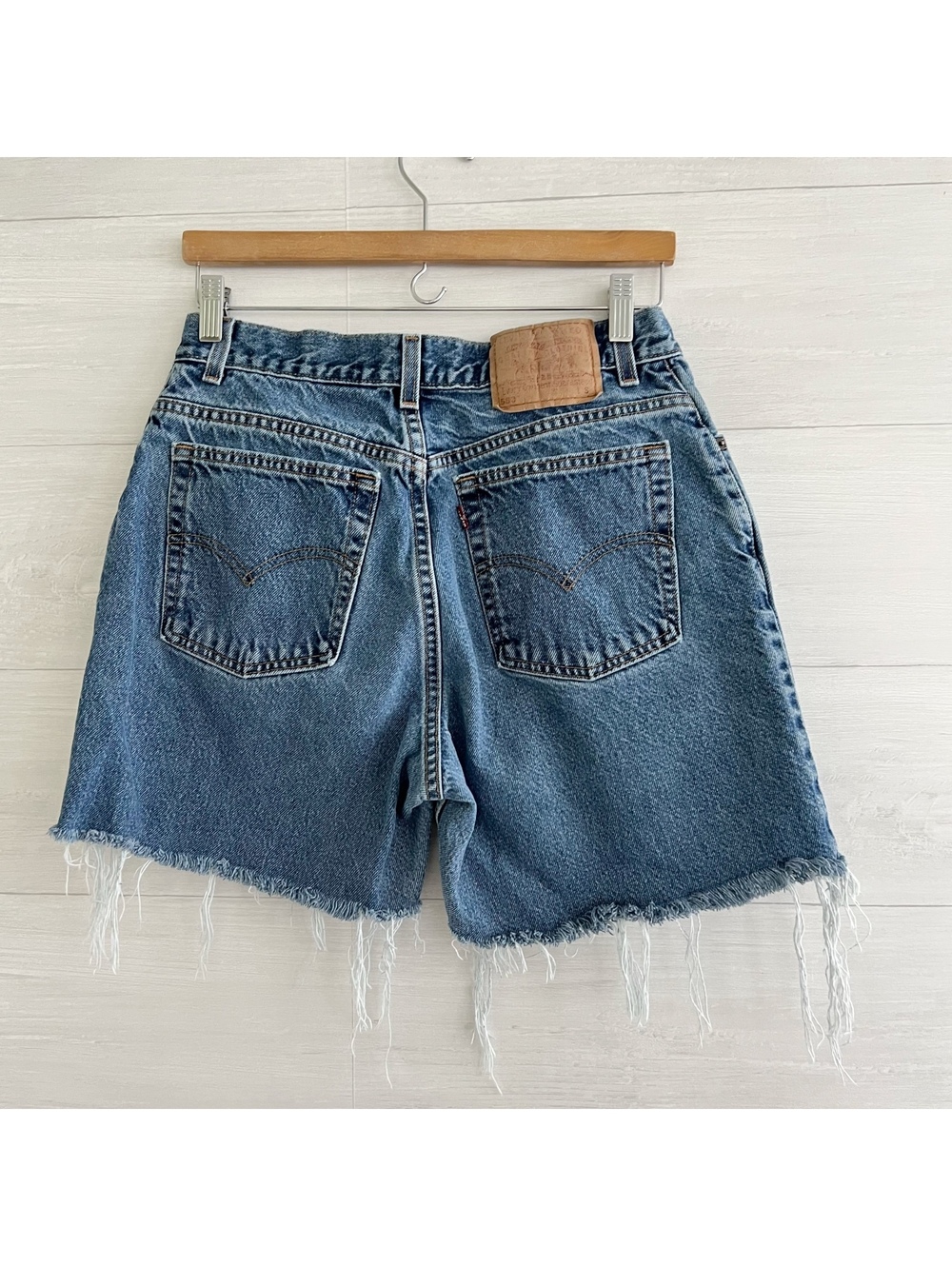 Vintage Levi’s 550 Womens 12 Misses Denim Cutoff Shorts Relaxed Fit High Rise